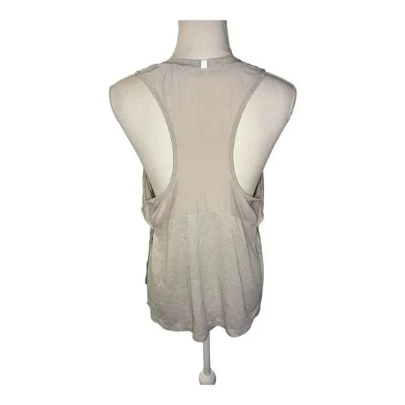 New Balance Women’s Medium (No tags) Gray Running Tank Top - Picture 3 of 5